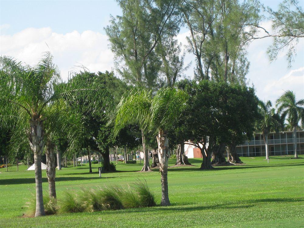 Hollywood Beach Golf Resort Экстерьер фото