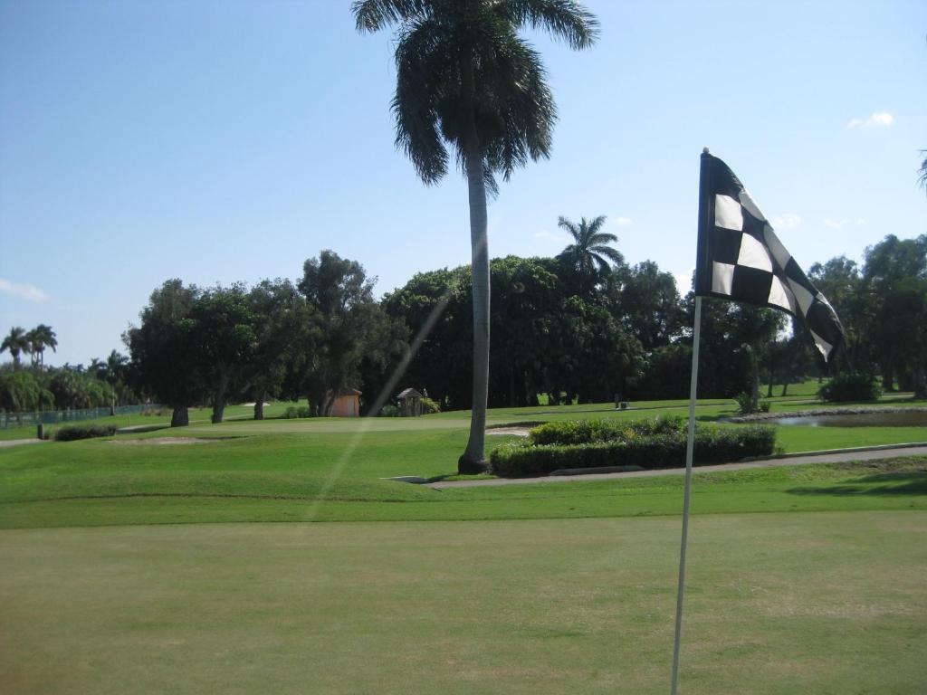 Hollywood Beach Golf Resort Экстерьер фото
