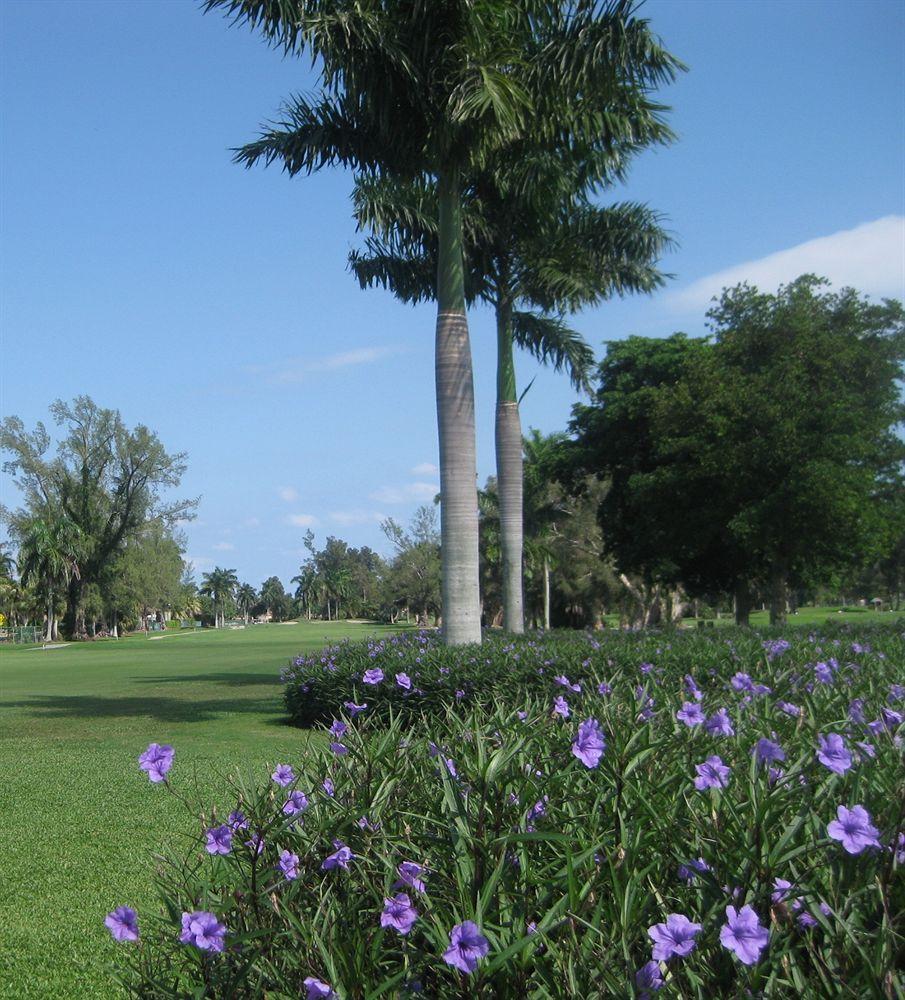 Hollywood Beach Golf Resort Экстерьер фото
